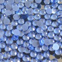 Skleněné hot-fix kamínky barva Sapphire světlý velikost SS16